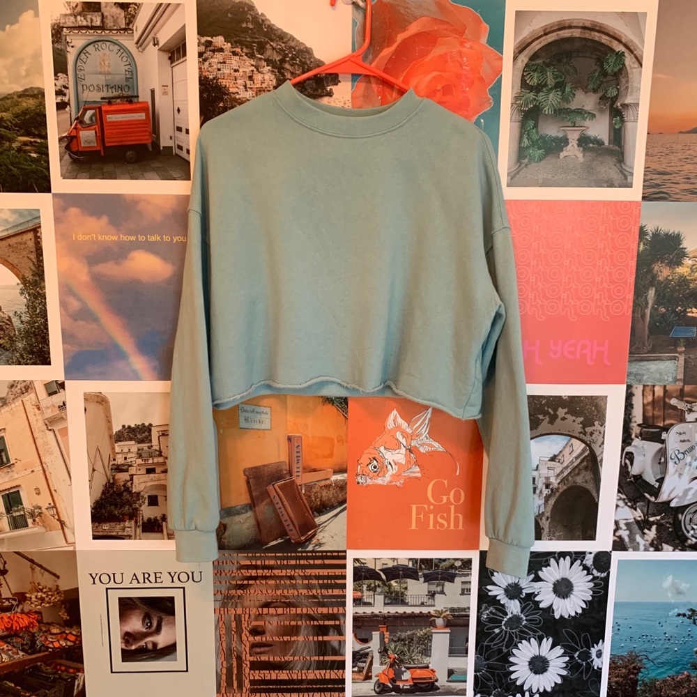 Light blue cropped Top Shop crew neck sweatshirt